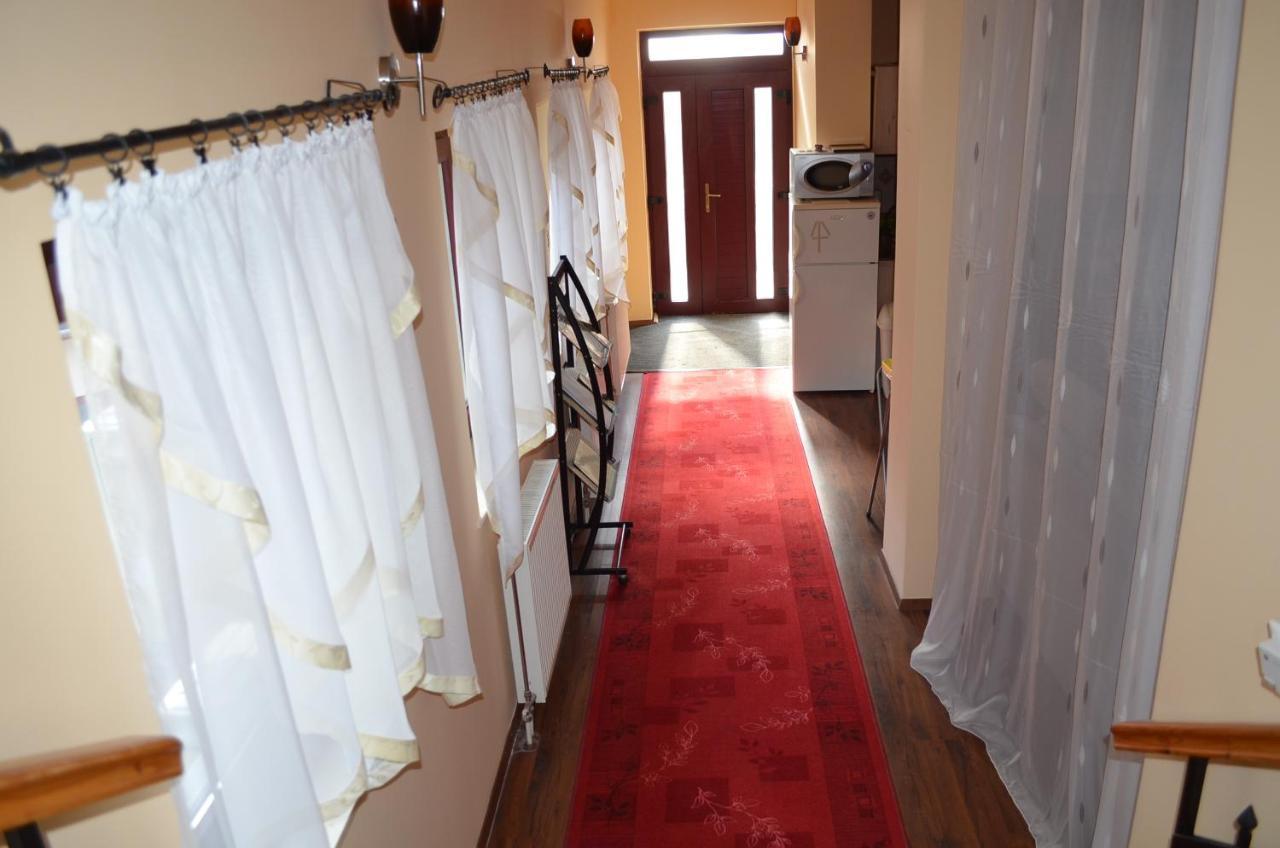 Holdfenyszallas Bed & Breakfast Szeged Eksteriør bilde